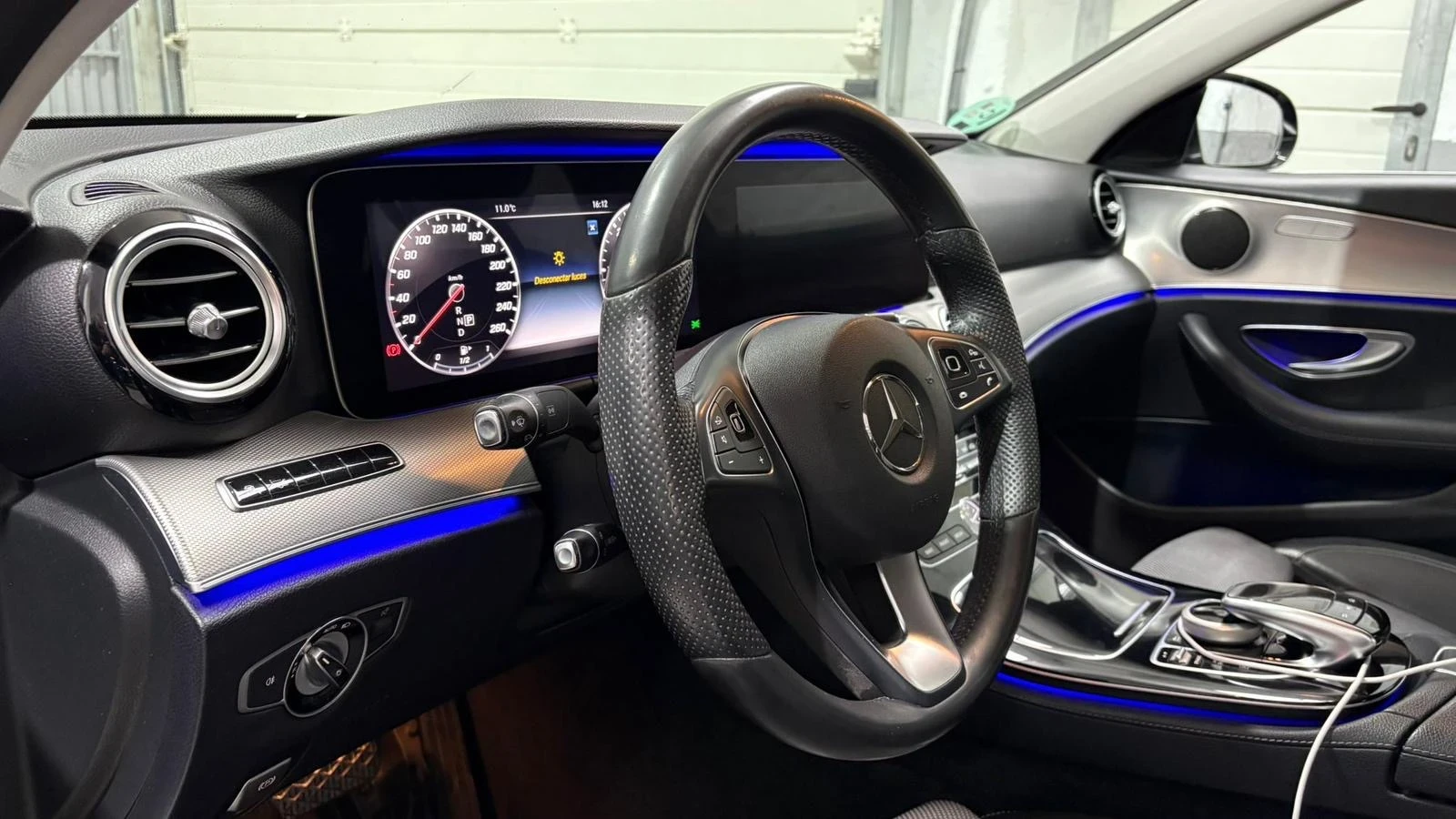 Mercedes-Benz E 220 AMG//9Gtronic/camera/ parkira sama  - изображение 10