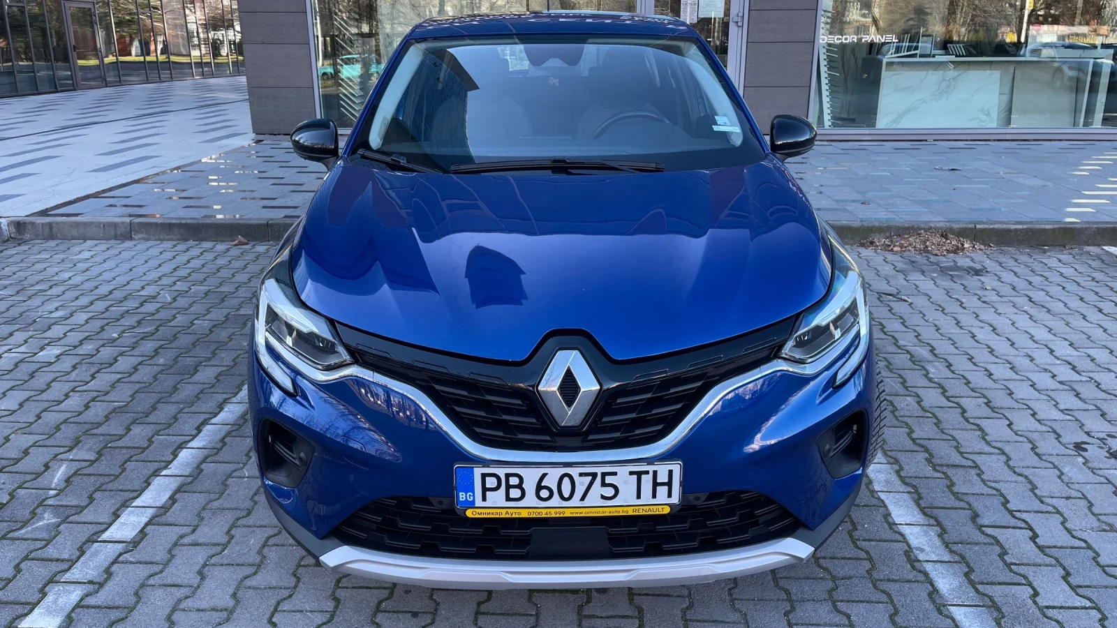 Renault Captur 2 1.32, снимка 8 - Автомобили и джипове - 53877675