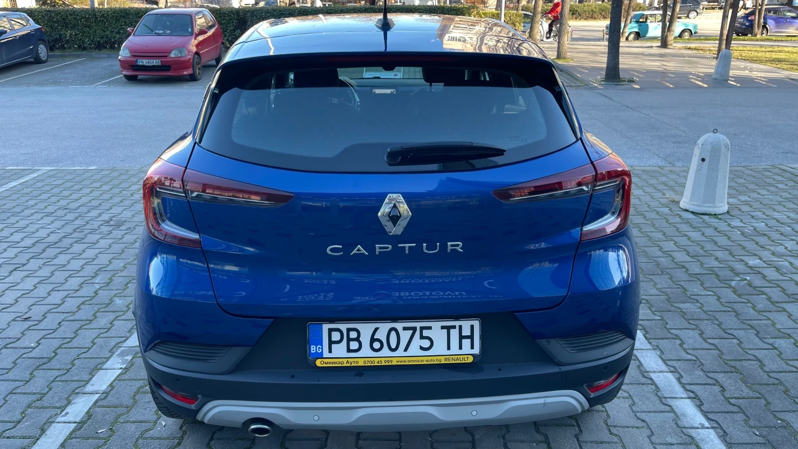 Renault Captur 2 1.32, снимка 4 - Автомобили и джипове - 53877675
