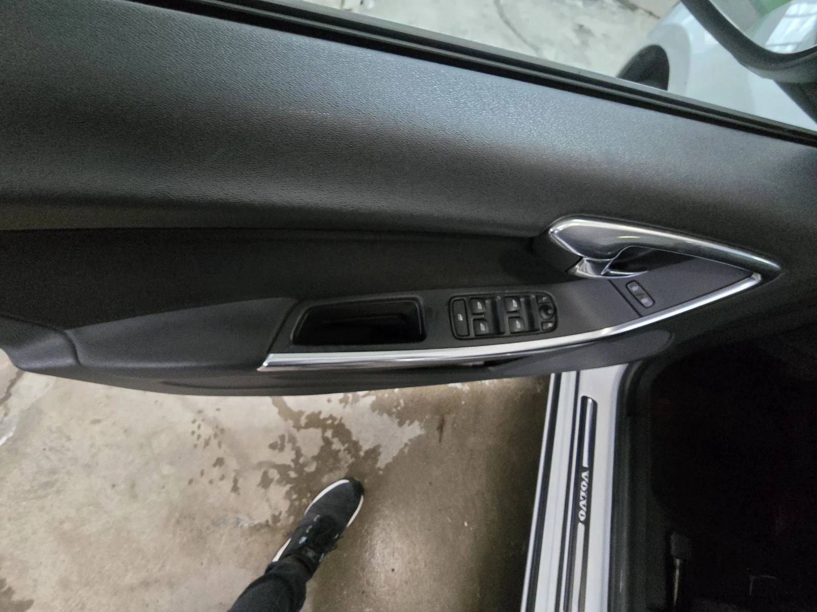 Volvo V60  - изображение 10