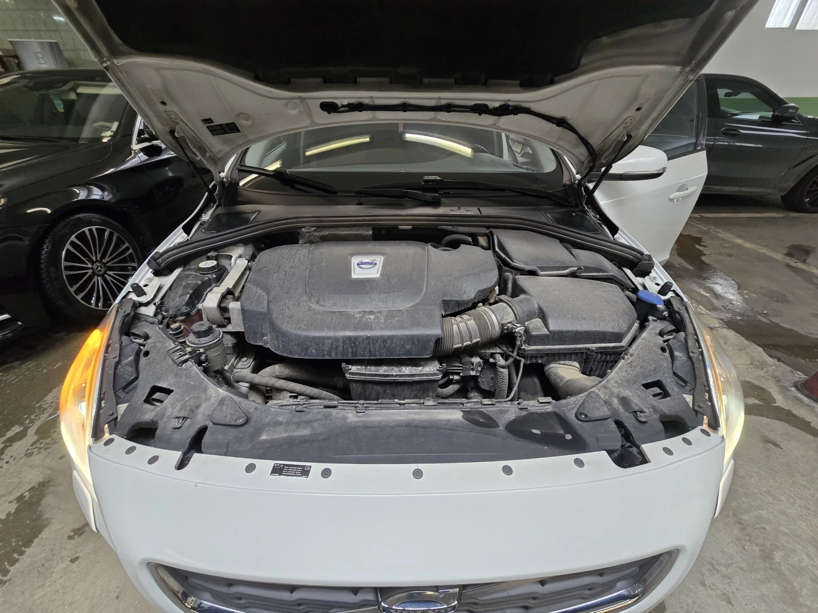 Volvo V60  - изображение 4