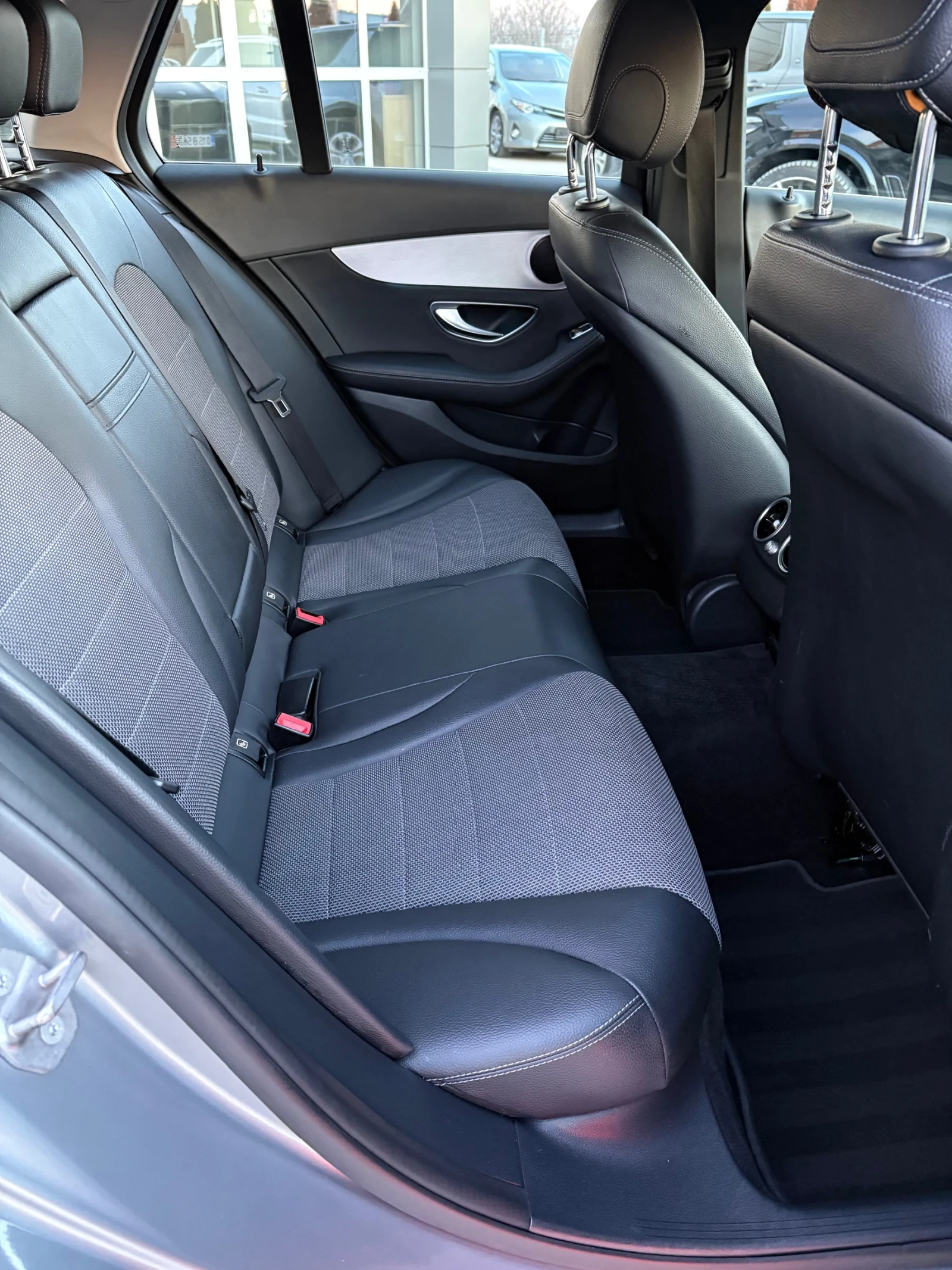 Mercedes-Benz C 220 | Mobile.bg � ����������� 11