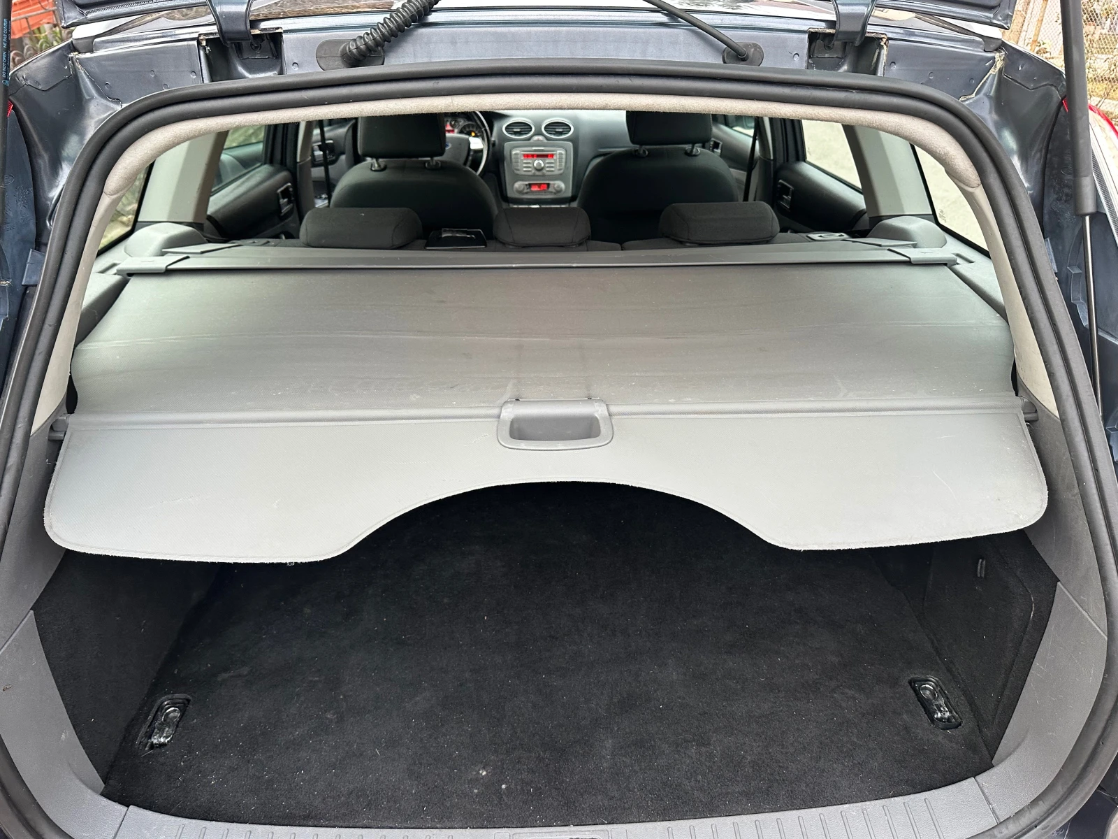 Ford Focus 1.8i, снимка 10 - Автомобили и джипове - 53887477