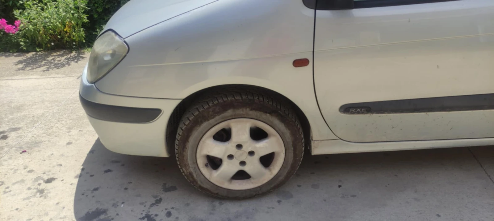 Renault Scenic, снимка 4 - Автомобили и джипове - 54341108