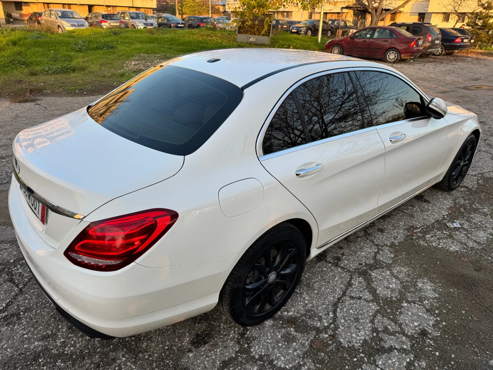 Mercedes-Benz C 300 C300 4 matic, снимка 3 - Автомобили и джипове - 54525616