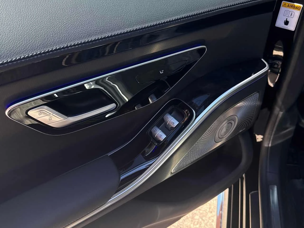 Mercedes-Benz S 580 | DISTR| 360| HUD| BURMESTER| PANO| CARFAX, снимка 9 - Автомобили и джипове - 54643578