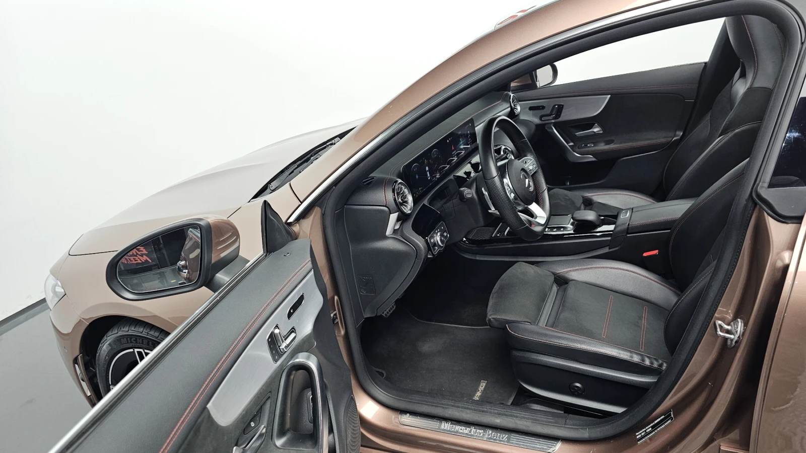 Mercedes-Benz CLA 250 2.0 4MATIC, Distronic, ������� | Mobile.bg � ����������� 9