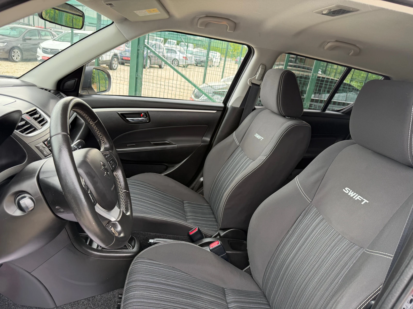 Suzuki Swift 1.3i/90p.s-4x4/Facelift-Euro 5b, снимка 10 - Автомобили и джипове - 54886788