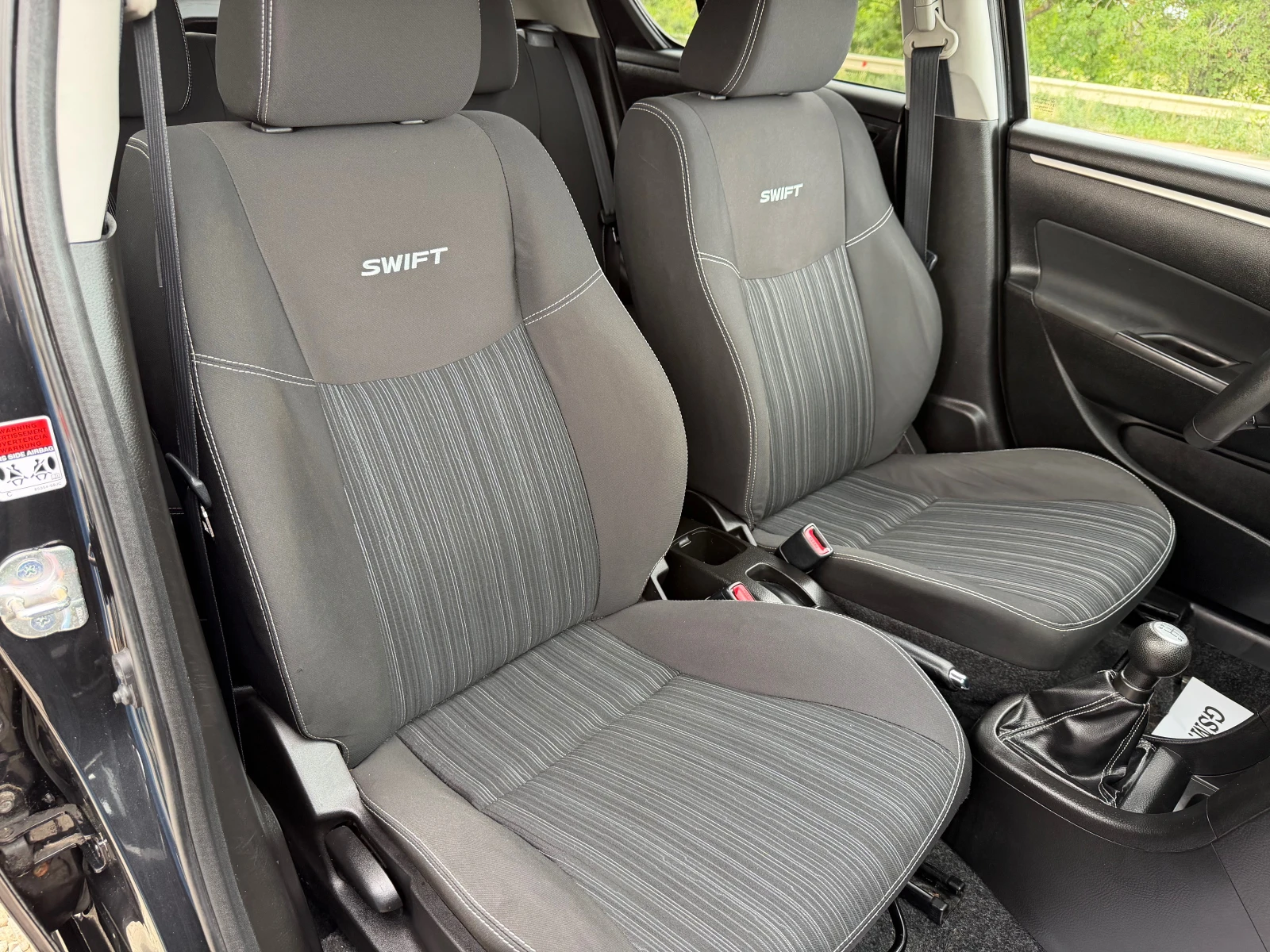 Suzuki Swift 1.3i/90p.s-4x4/Facelift-Euro 5b, снимка 15 - Автомобили и джипове - 54886788
