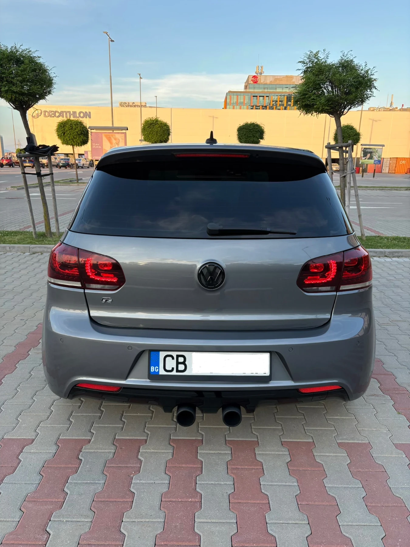VW Golf 6 R, снимка 6 - Автомобили и джипове - 55015859