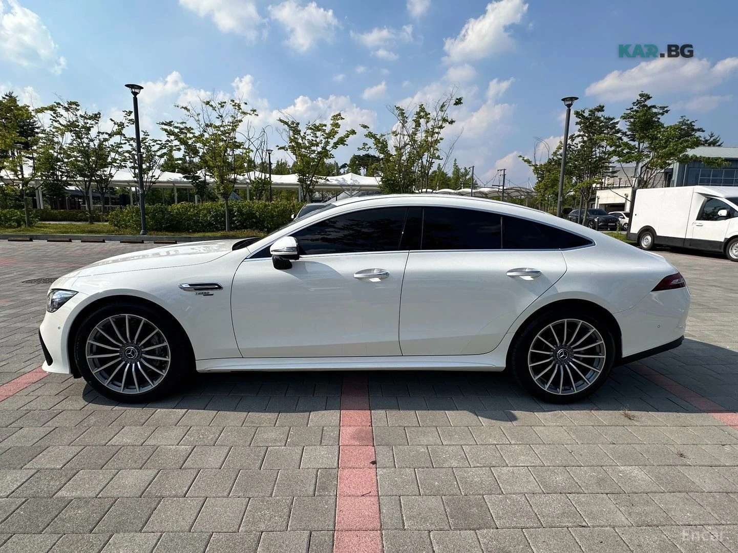 Mercedes-Benz AMG GT 43* 4MATIC* 360* HEAD UP* BURMASTER* ОБДУХВАНЕ* LA, снимка 6 - Автомобили и джипове - 55101850