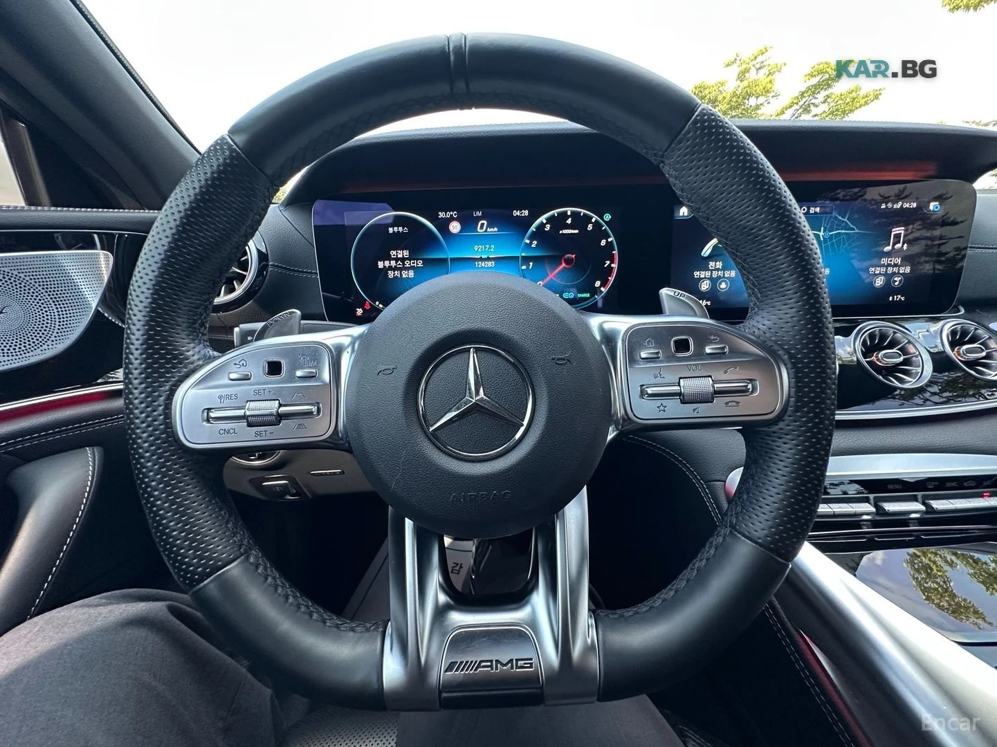 Mercedes-Benz AMG GT 43* 4MATIC* 360* HEAD UP* BURMASTER* ОБДУХВАНЕ* LA, снимка 14 - Автомобили и джипове - 55101850
