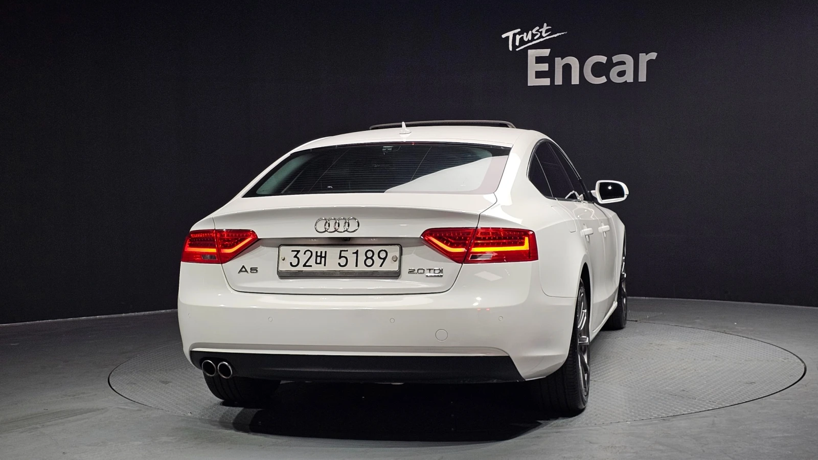 Audi A5 2.0 TDI Quattro Sportback, снимка 4 - Автомобили и джипове - 55129687