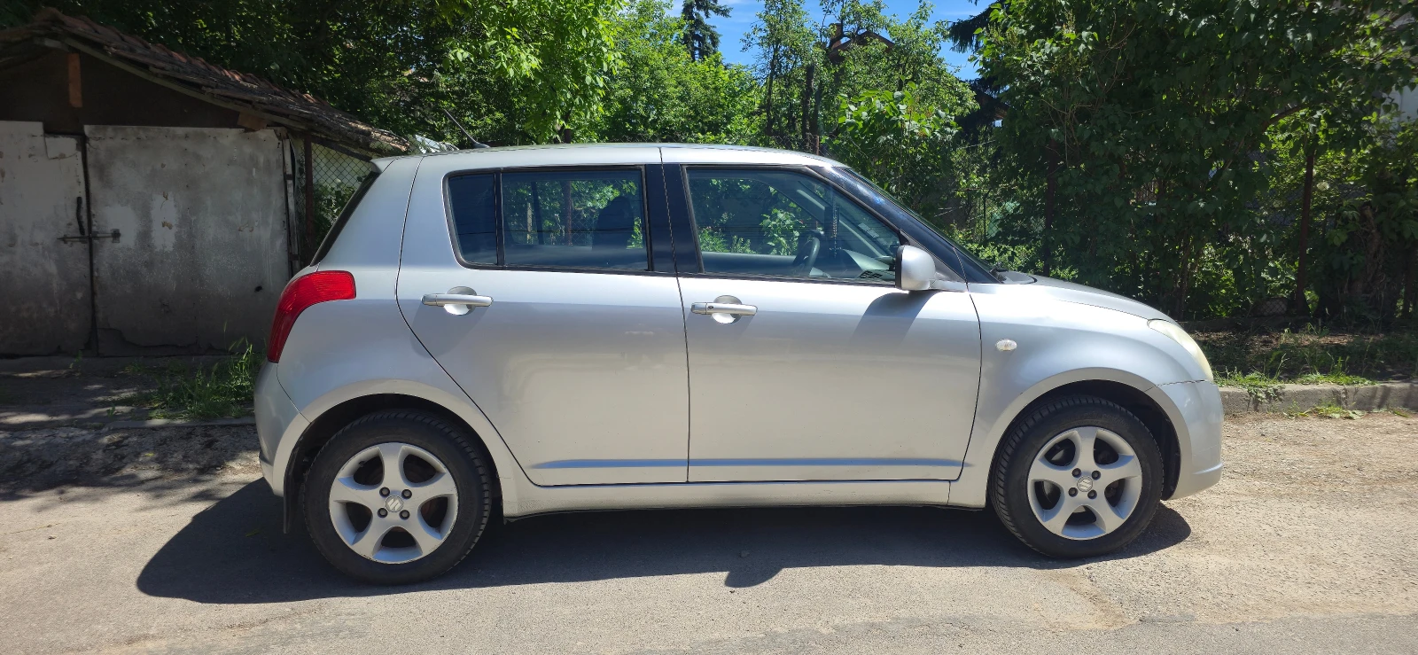 Suzuki Swift 4x4, снимка 3 - Автомобили и джипове - 55171764