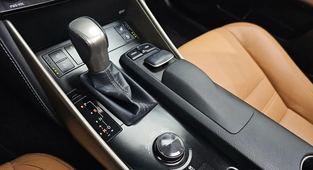 Lexus IS 250 Supreme XE30 2.5 ������ | Mobile.bg � ����������� 8