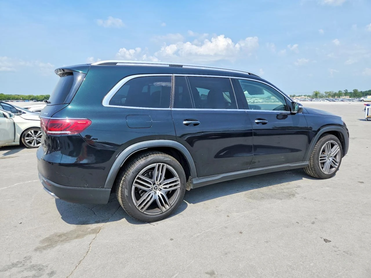 Mercedes-Benz GLS 450 3.0l 4Matic, снимка 3 - Автомобили и джипове - 55773549