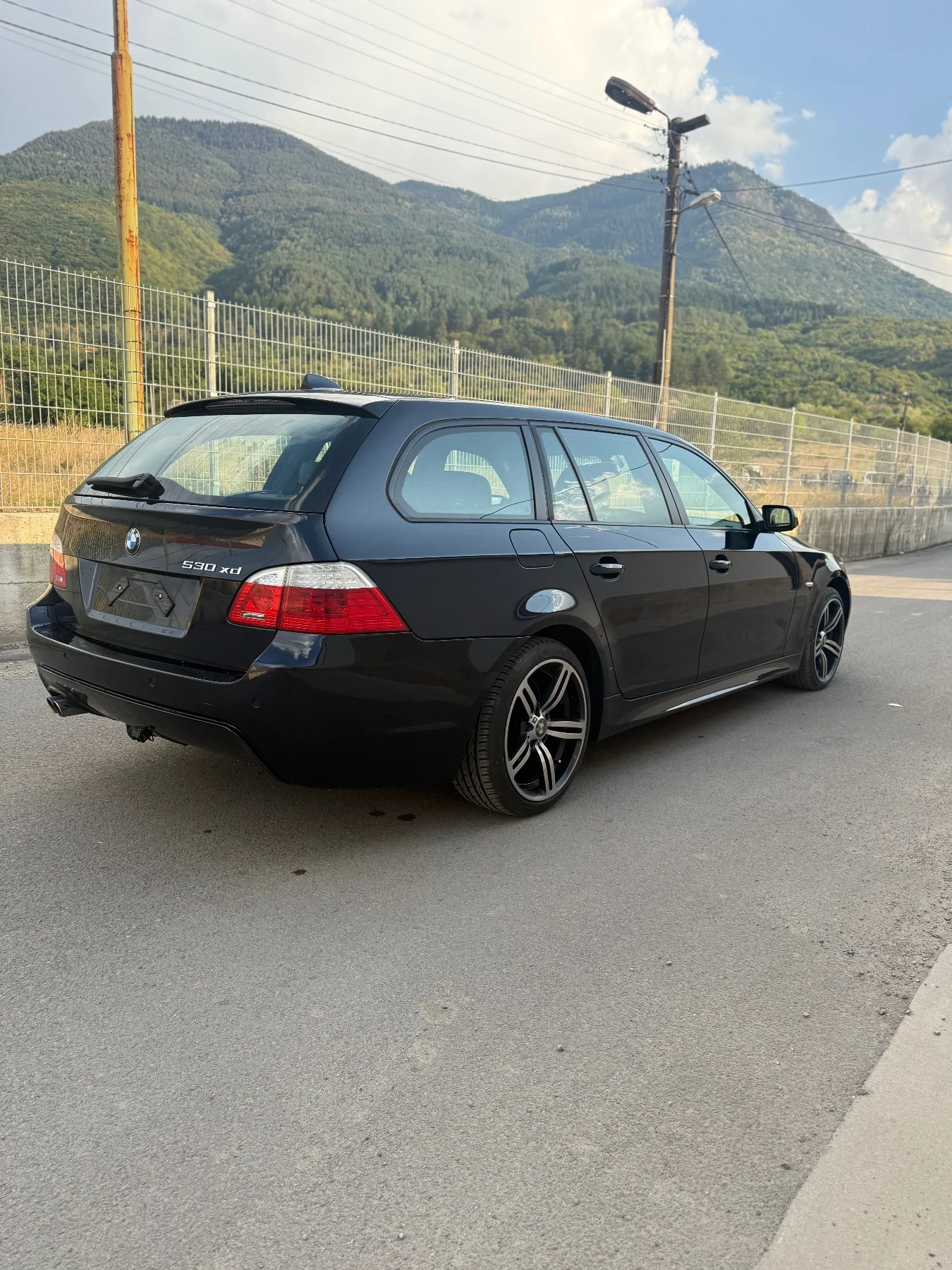 BMW 530  BMW 530XD FACE M-PACK, снимка 4 - Автомобили и джипове - 55804946