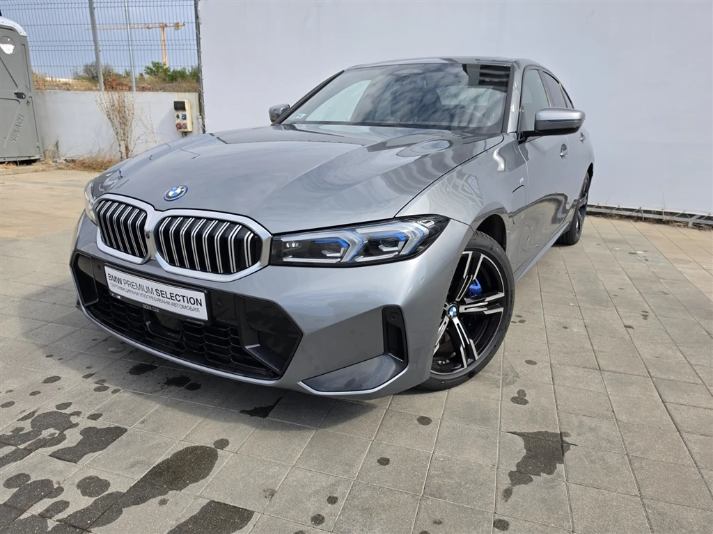 BMW 330 xDrive Sedan (MX)