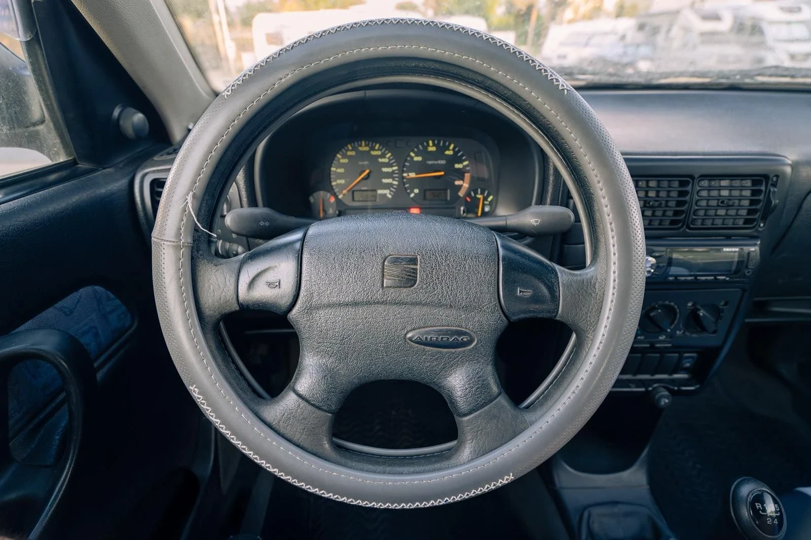 Seat Ibiza, снимка 7 - Автомобили и джипове - 56307915
