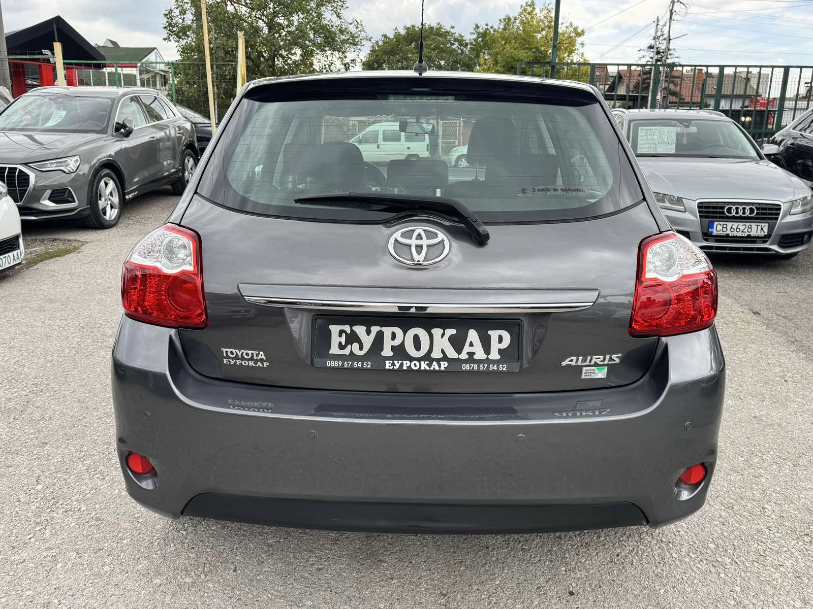 Toyota Auris 1.4D4D-FACE-АВТОМАТ.-ЛИЗИНГ, снимка 6 - Автомобили и джипове - 56326239