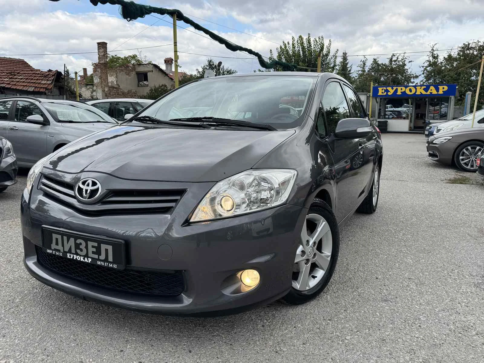 Toyota Auris 1.4D4D-FACE-АВТОМАТ.-ЛИЗИНГ
