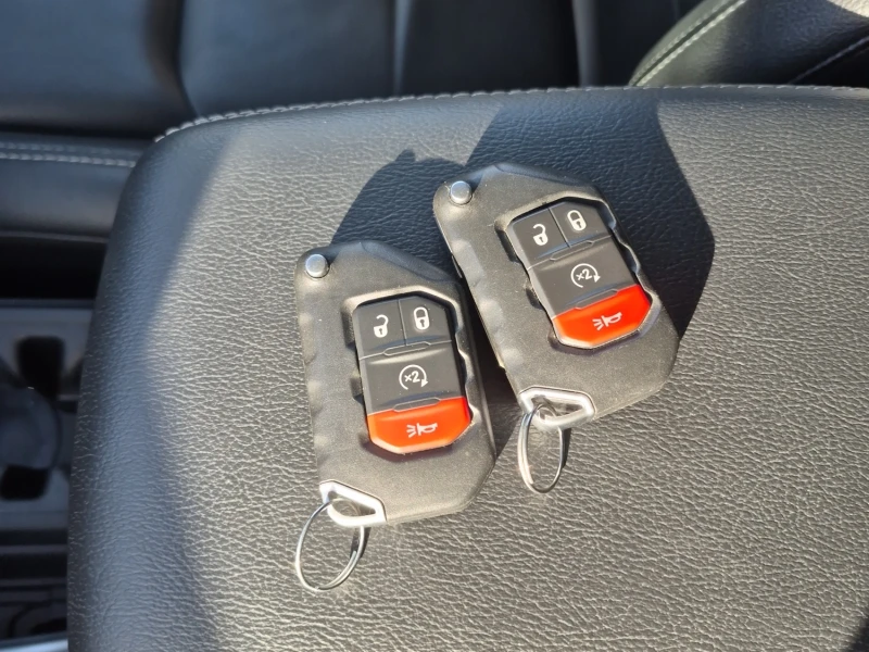 Jeep Wrangler UNLIMITED| SAHARA| CARFAX| 2КЛЮЧА, снимка 16 - Автомобили и джипове - 53431565