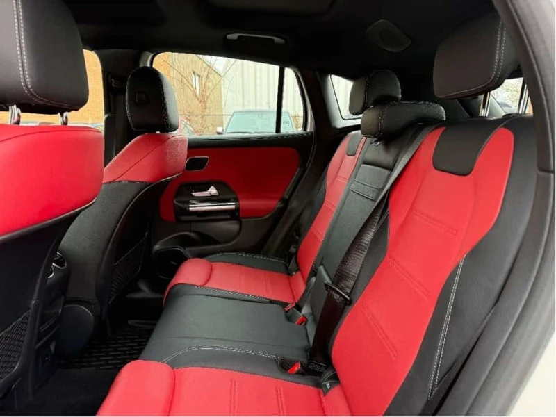 Mercedes-Benz GLA * AMG GLA45 4MATIC AWD| Pristine| Loaded| Certifie, снимка 15 - Автомобили и джипове - 53536813