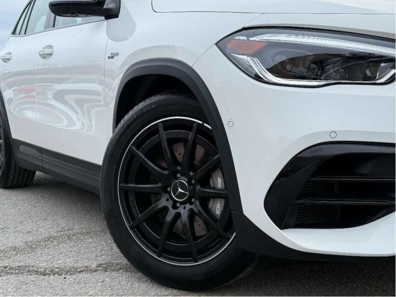 Mercedes-Benz GLA * AMG GLA45 4MATIC AWD| Pristine| Loaded| Certifie, снимка 2 - Автомобили и джипове - 53536813