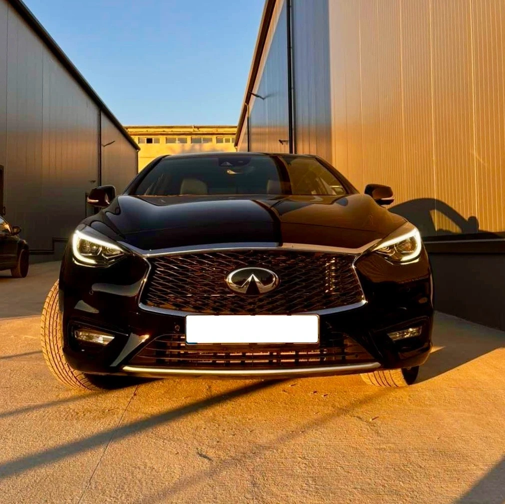 Infiniti Q30 360, Подгрев, Панорама, Bose - изображение 2