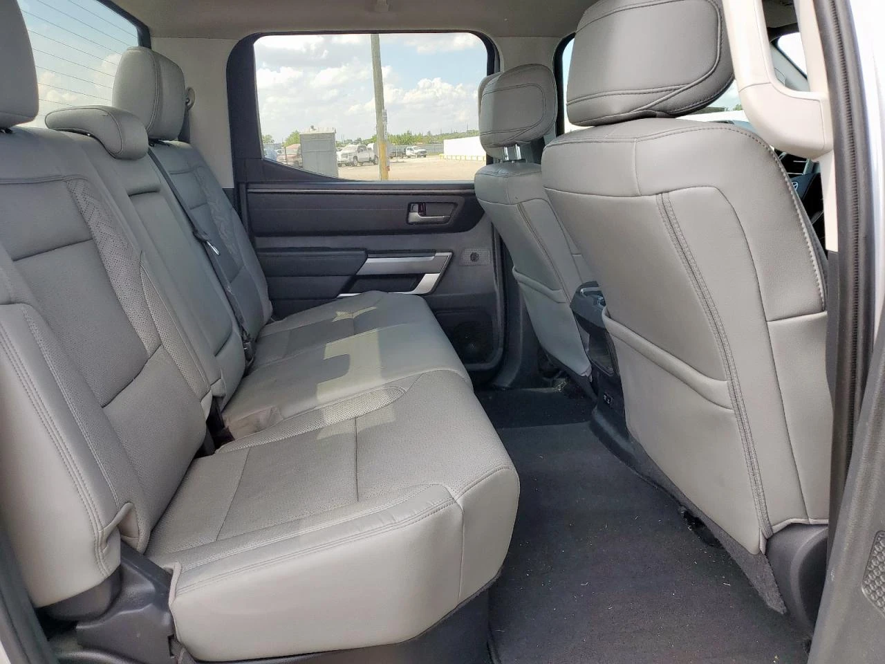 Toyota Tundra CREWMAX SR - изображение 9