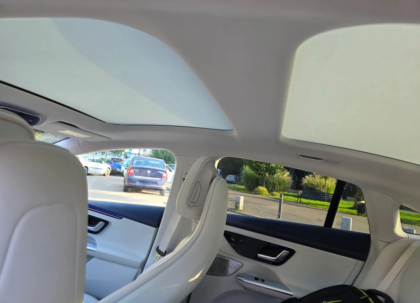 Mercedes-Benz EQE 350+ AMG-Line - изображение 8