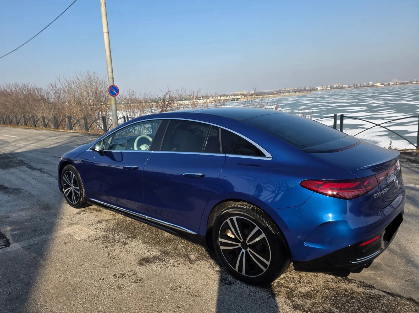 Mercedes-Benz EQE 350+ AMG-Line - изображение 3