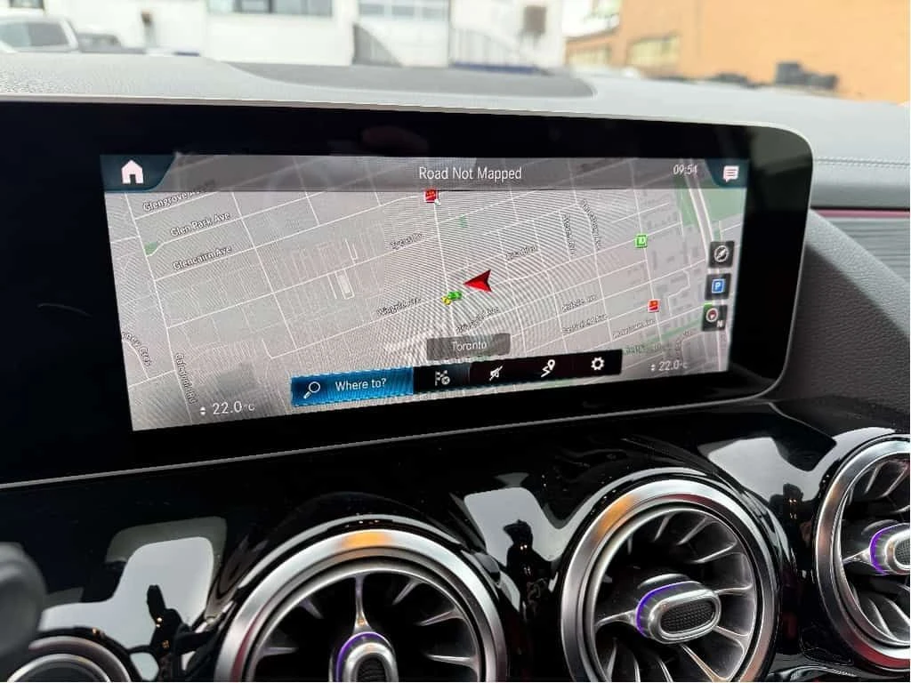 Mercedes-Benz GLA * AMG GLA45 4MATIC AWD| Pristine| Loaded| Certifie | Mobile.bg � ����������� 12