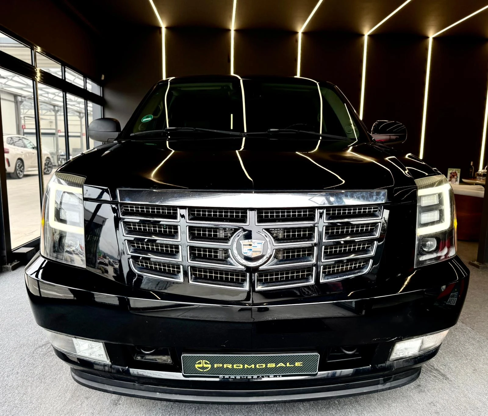 Cadillac Escalade LPG* AWD* Подгрев* Обдухване* Памет* Лизинг, снимка 3 - Автомобили и джипове - 53998559
