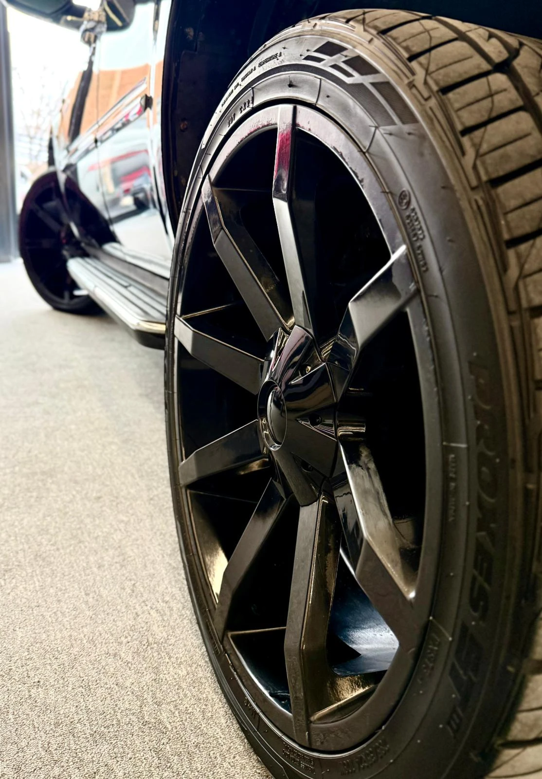 Cadillac Escalade LPG* AWD* Подгрев* Обдухване* Памет* Лизинг, снимка 17 - Автомобили и джипове - 53998559