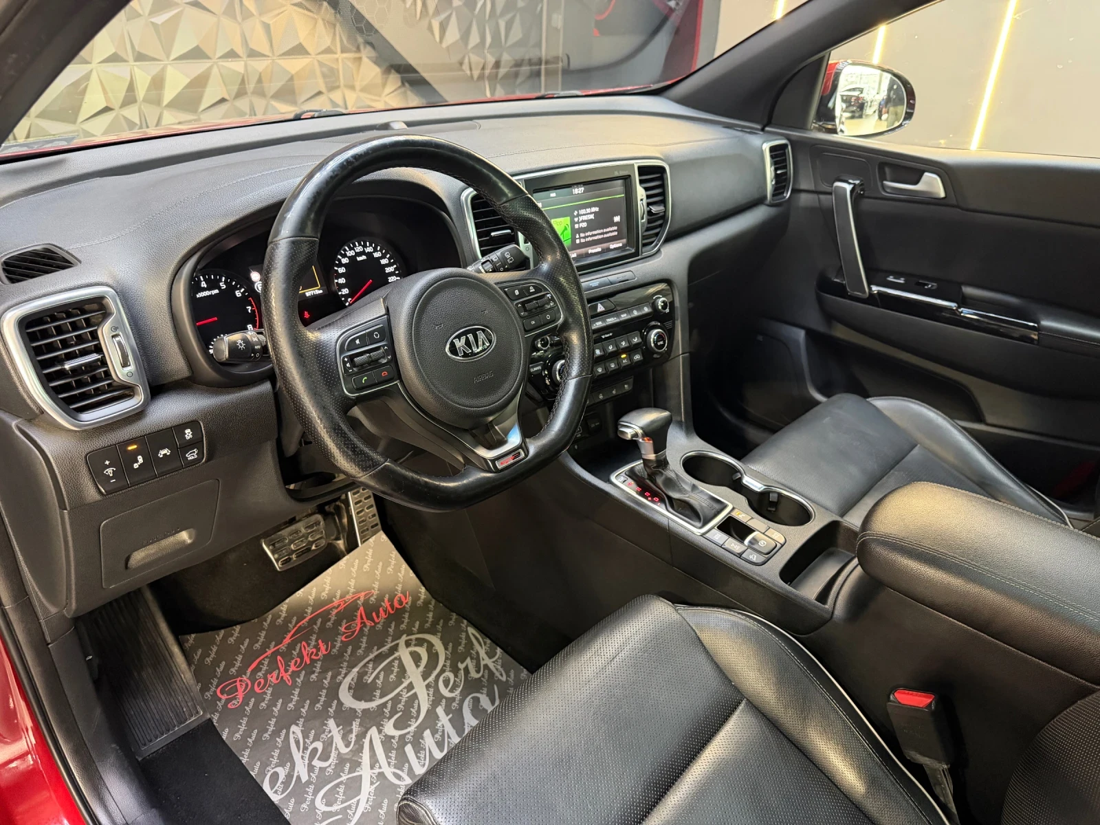 Kia Sportage GT LINE 1.6 4X4 * FULL ЕКС * JBL* ПАНОРАМА* КАМЕРА, снимка 8 - Автомобили и джипове - 54150527