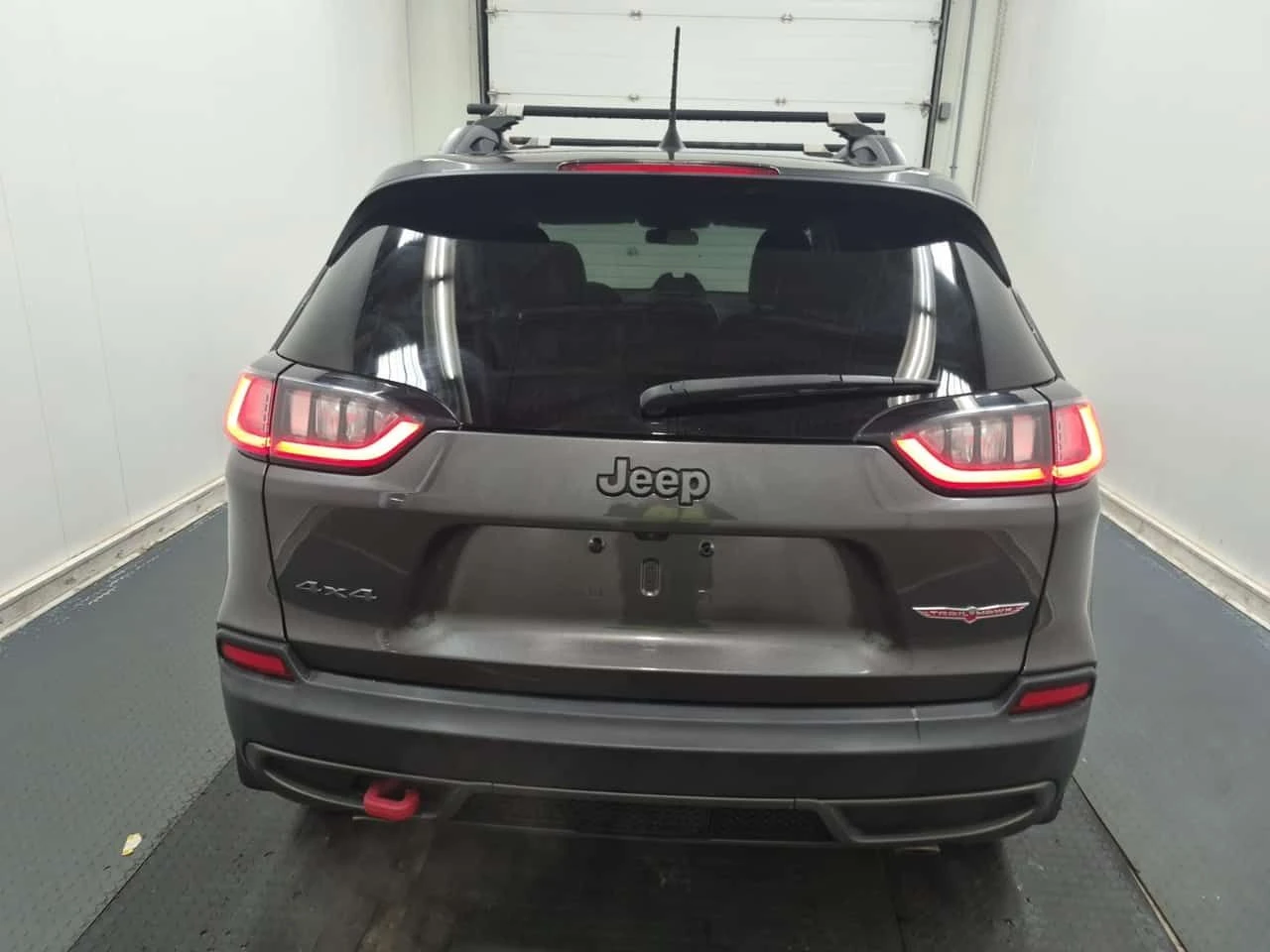 Jeep Cherokee TRAILHAWK| 2 КЛЮЧА| ПОДГРЕВИ| CARFAX| АВТОКРЕДИТ, снимка 5 - Автомобили и джипове - 54595040