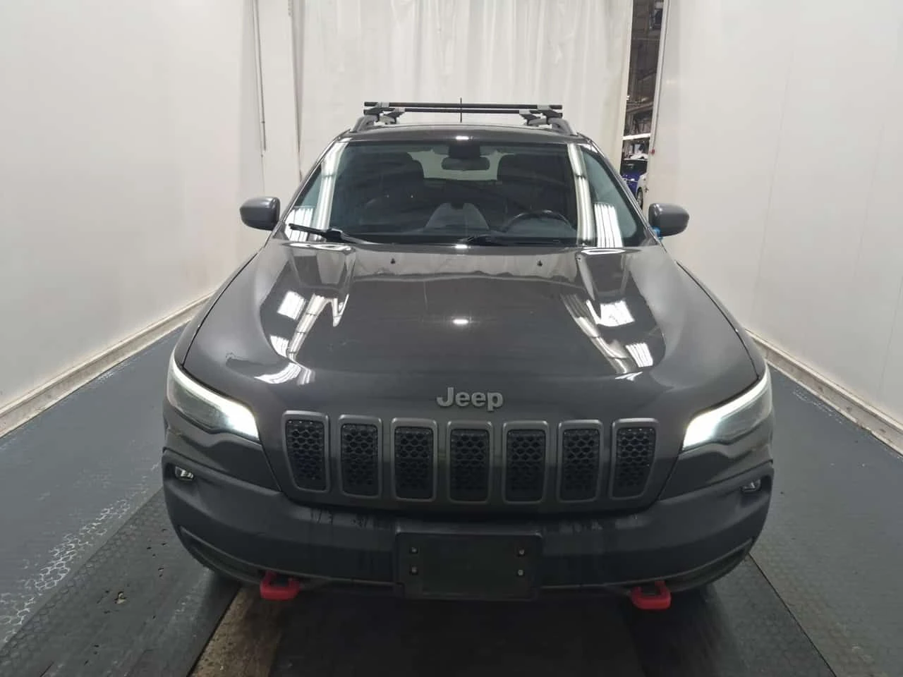 Jeep Cherokee TRAILHAWK| 2 КЛЮЧА| ПОДГРЕВИ| CARFAX| АВТОКРЕДИТ, снимка 2 - Автомобили и джипове - 54595040