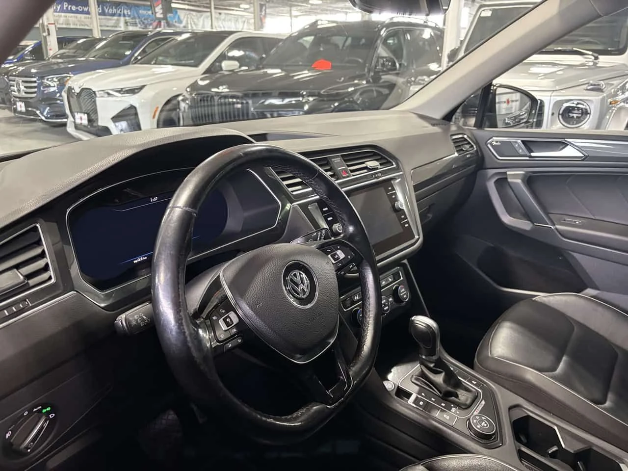 VW Tiguan * Highline| 4MOTION| NAV| FENDERAUDIO| LEATHER| PA, снимка 6 - Автомобили и джипове - 54905308