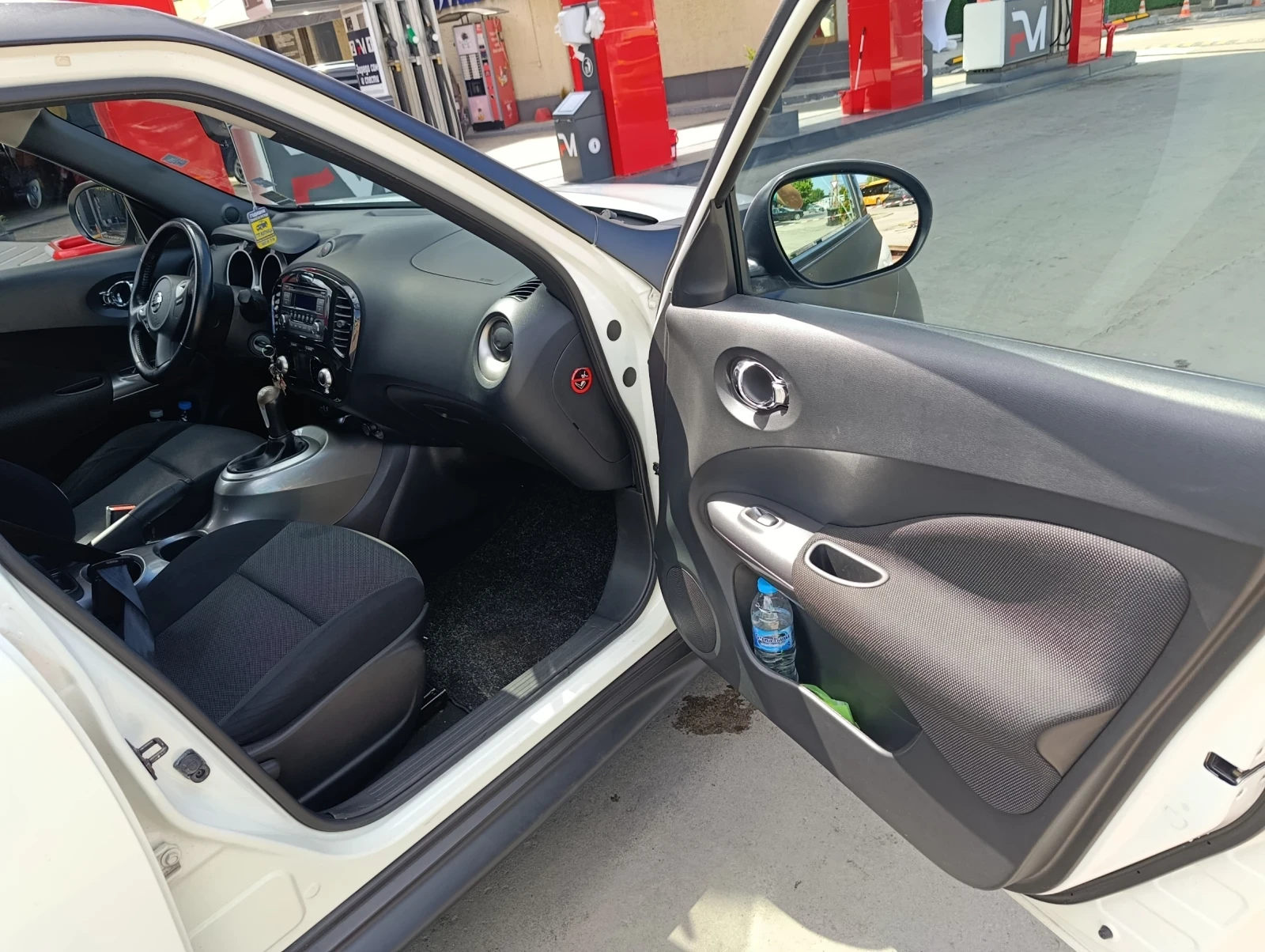 Nissan Juke, снимка 10 - Автомобили и джипове - 54945439