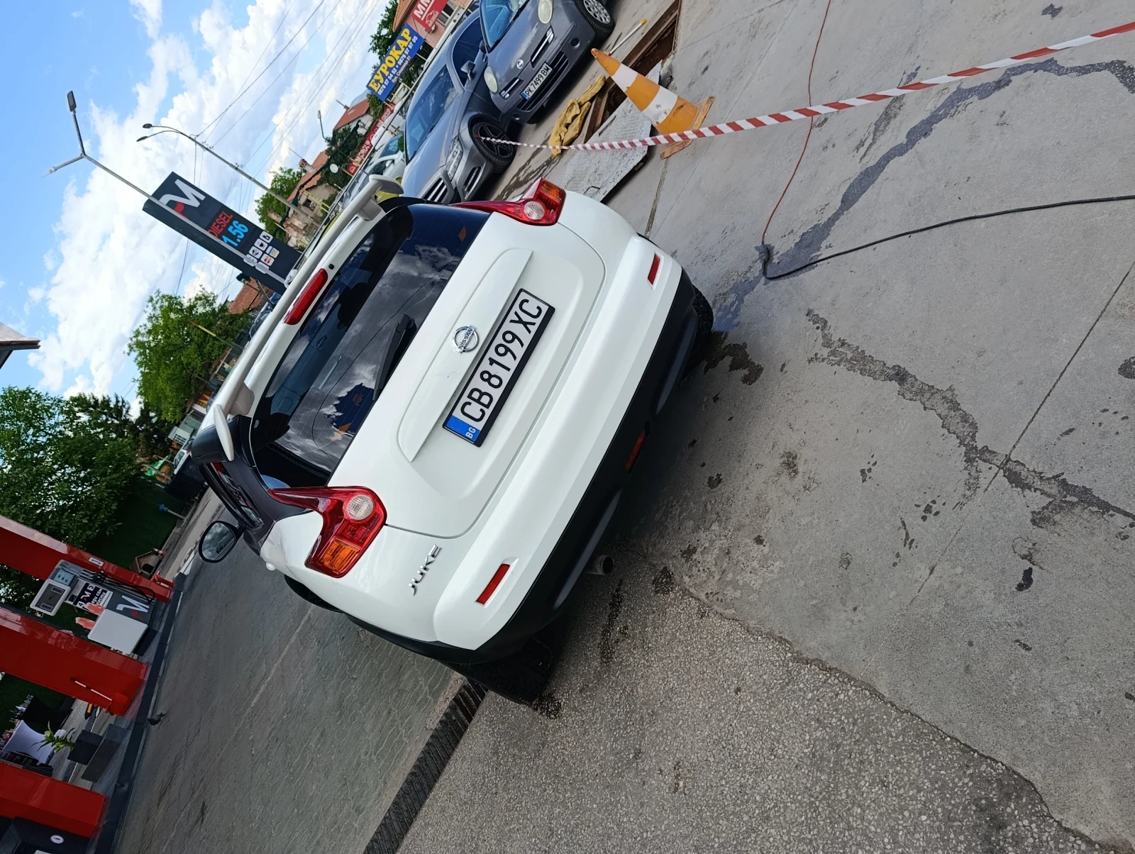 Nissan Juke, снимка 5 - Автомобили и джипове - 54945439