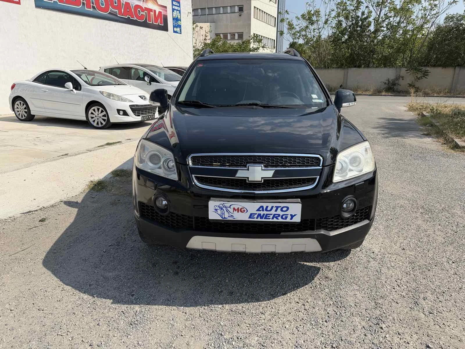 Chevrolet Captiva, снимка 8 - Автомобили и джипове - 55788371