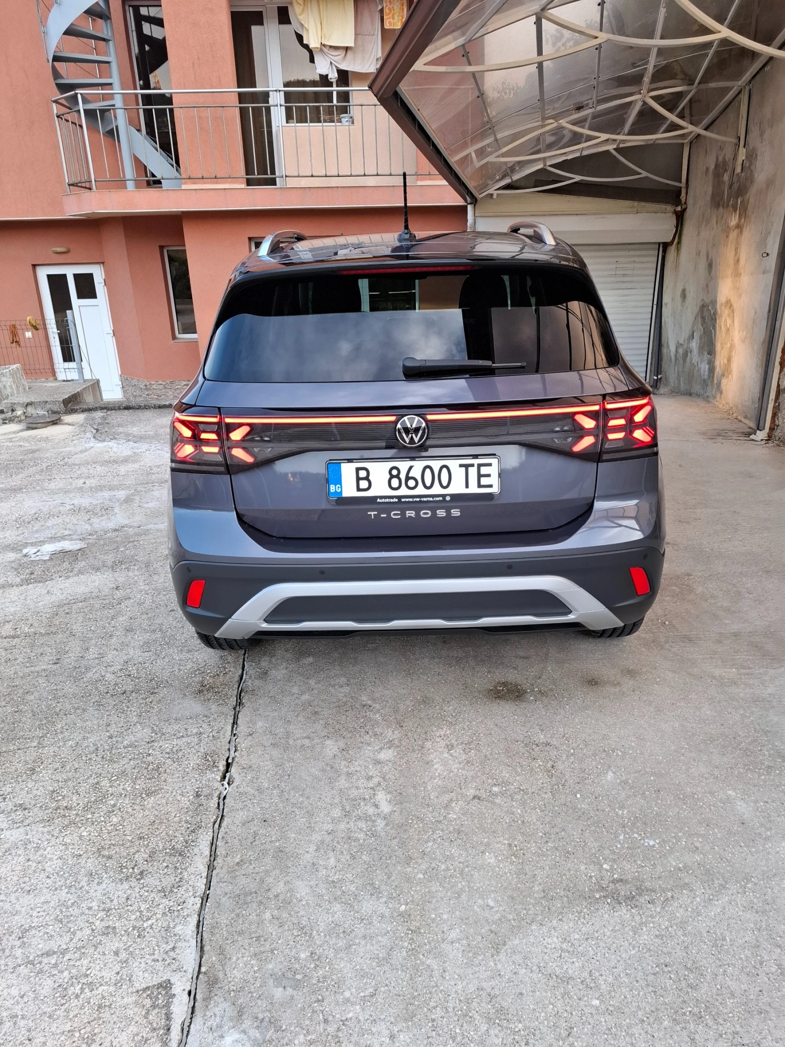 VW T-Cross Style, снимка 6 - Автомобили и джипове - 56277261
