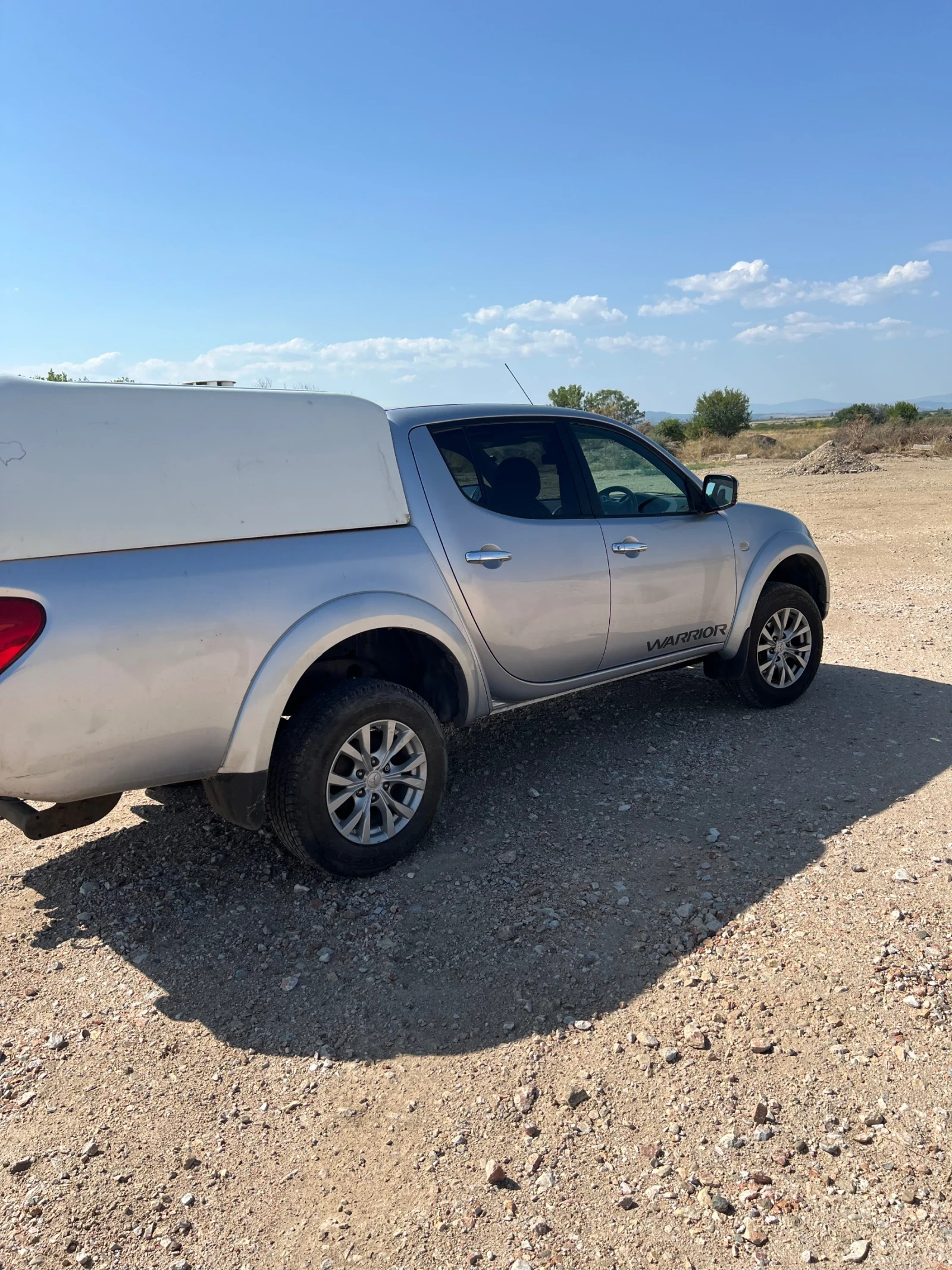 Mitsubishi L200, снимка 4 - Автомобили и джипове - 56380629
