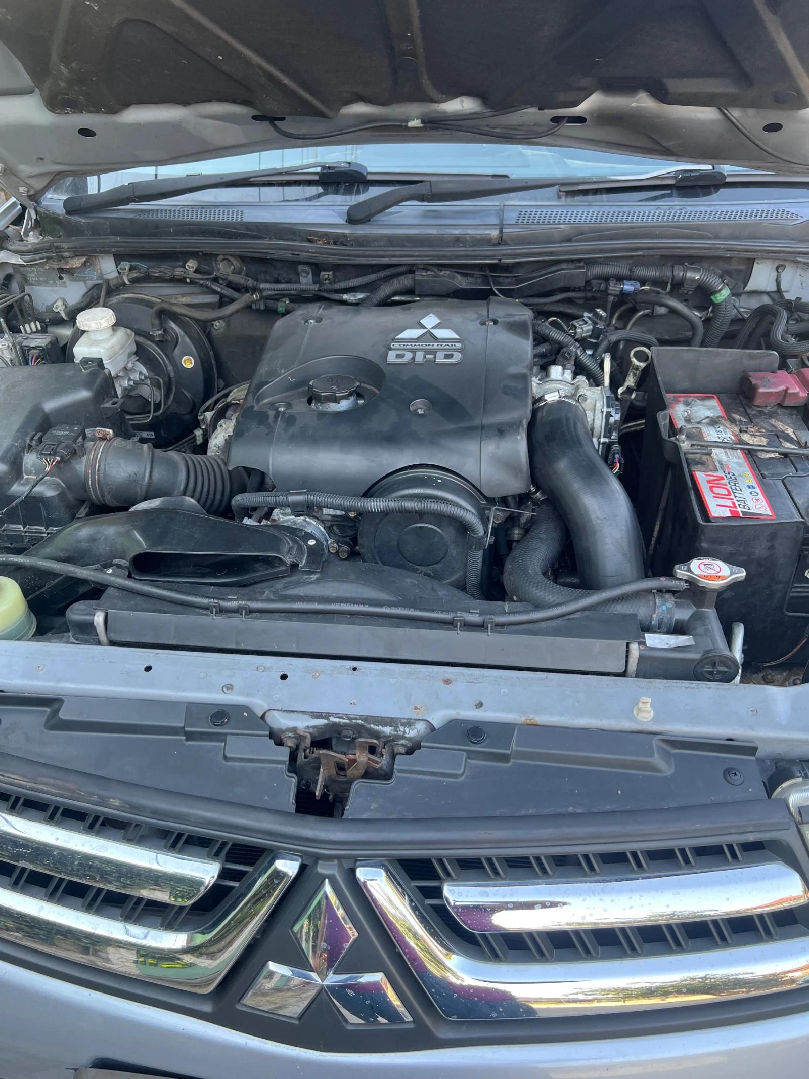 Mitsubishi L200, снимка 7 - Автомобили и джипове - 56380629