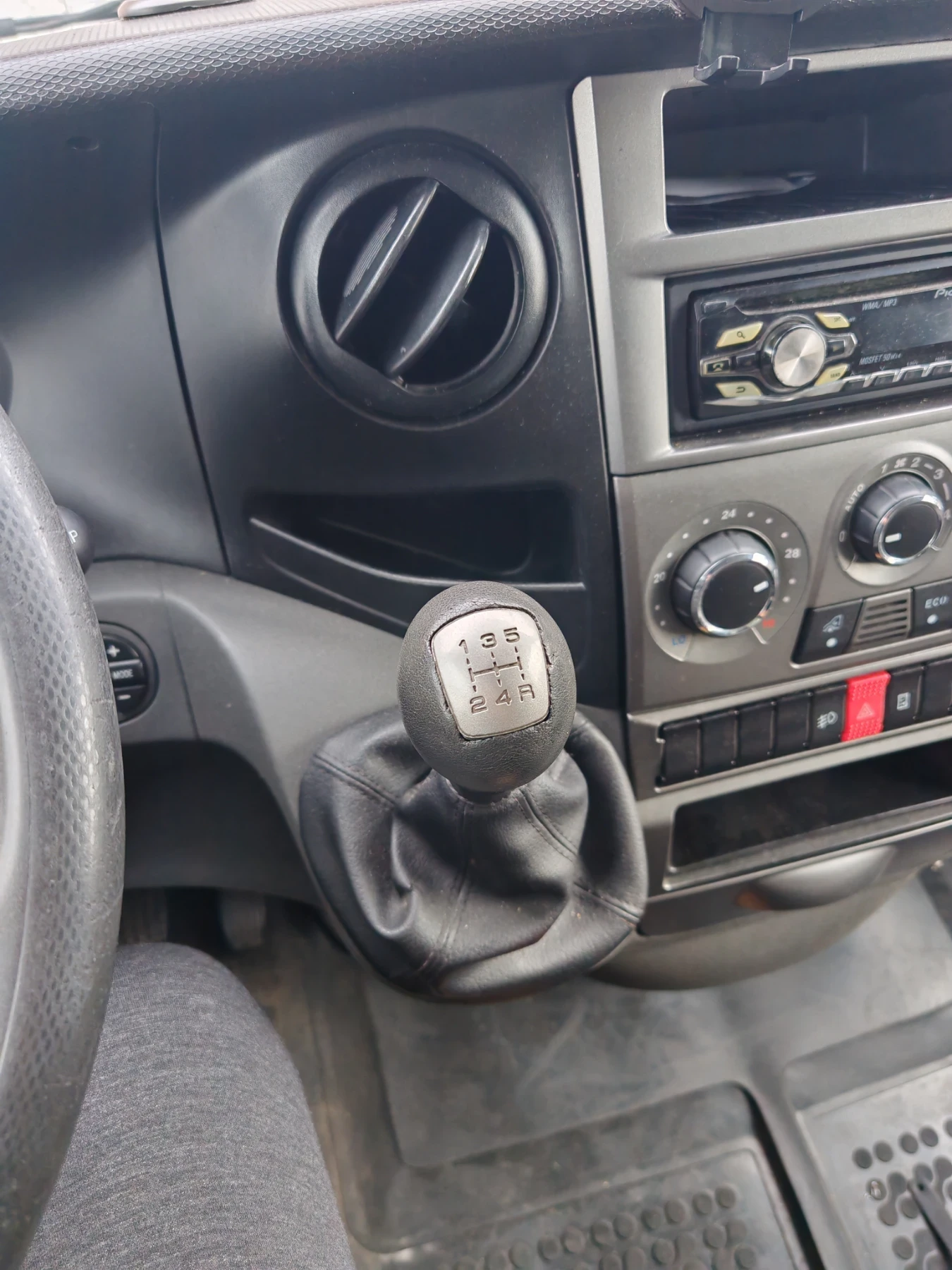 Iveco 35s13  - изображение 8