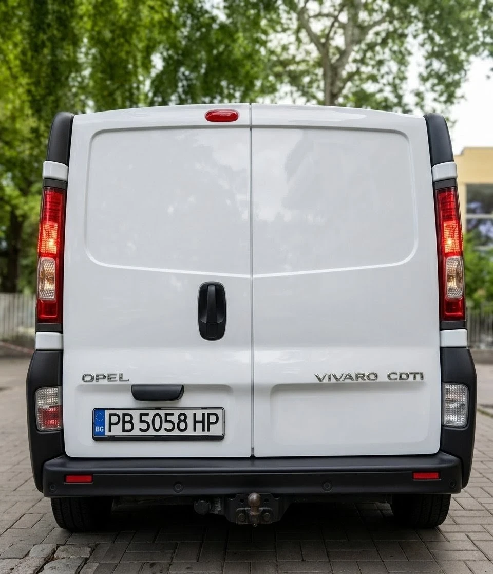 Opel Vivaro, снимка 4 - Бусове и автобуси - 54609424
