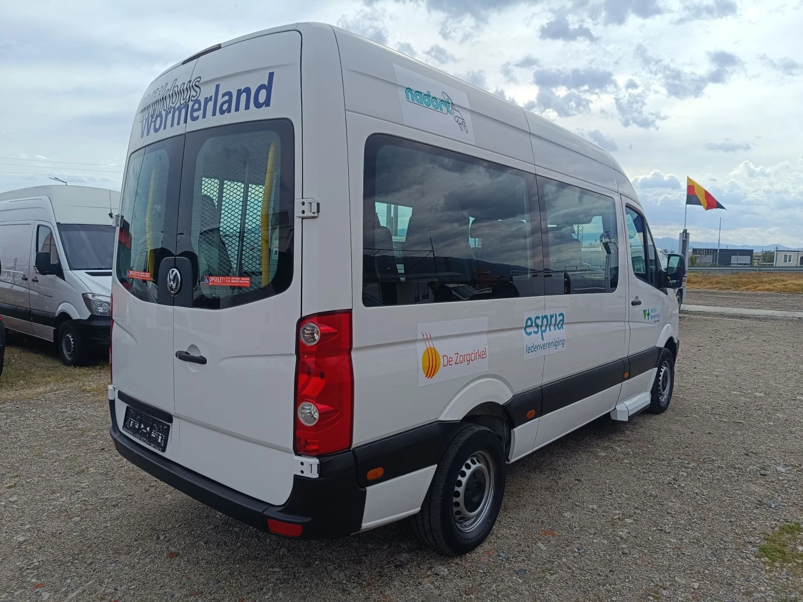 VW Crafter 2.0tdi 9места KLIMA, снимка 4 - Бусове и автобуси - 54889216