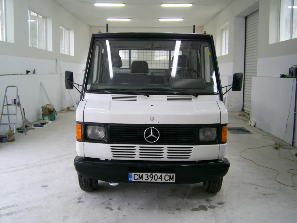 Mercedes-Benz 410
