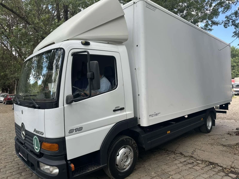 Mercedes-Benz Atego 818